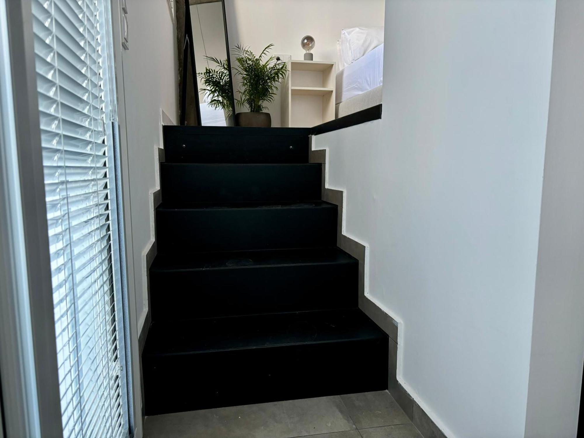 Industrial Loft Comfort Living Iraklio Eksteriør bilde
