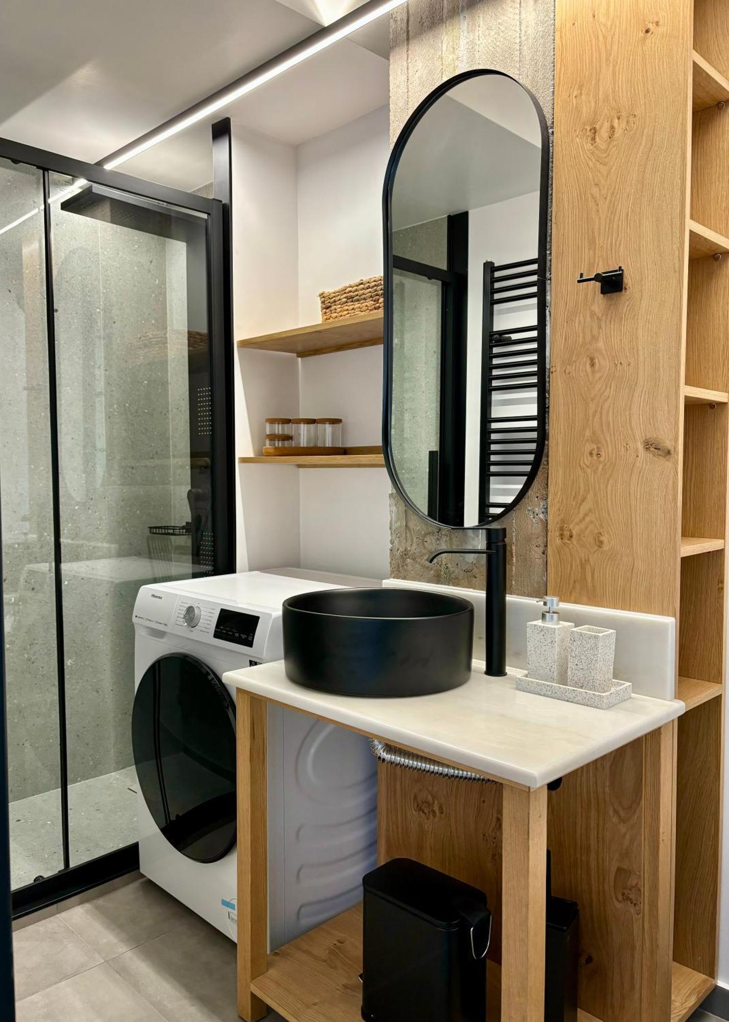 Industrial Loft Comfort Living Iraklio Eksteriør bilde